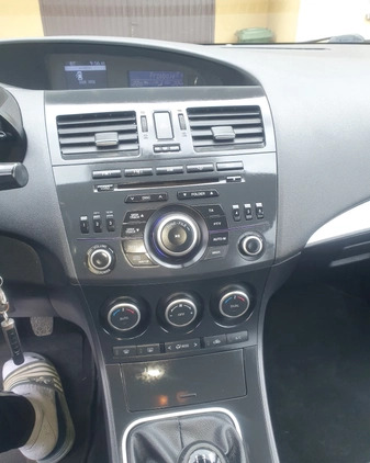 Mazda 3 cena 21000 przebieg: 200000, rok produkcji 2011 z Tomaszów Mazowiecki małe 154